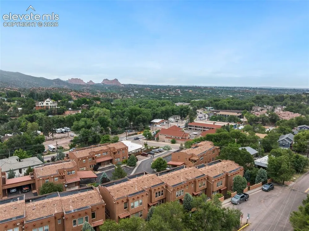 326 Santa Fe Place #A Manitou Springs, CO 80829