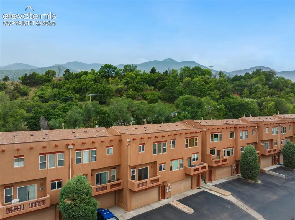 326 Santa Fe Place #A Manitou Springs, CO 80829