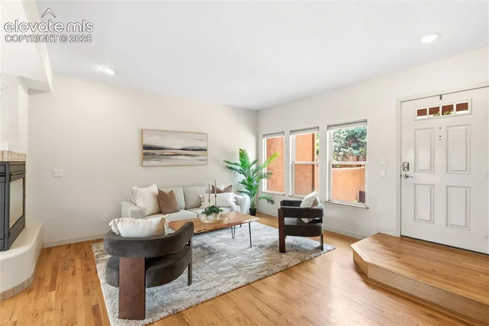 326 Santa Fe Place #A Manitou Springs, CO 80829