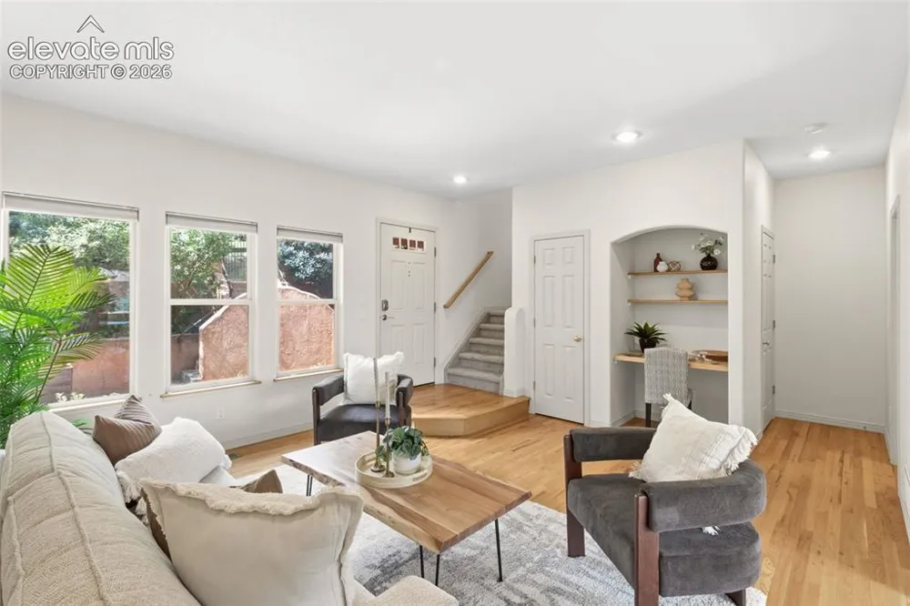 326 Santa Fe Place #A Manitou Springs, CO 80829