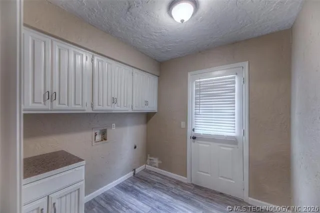 9031 E 67th Place Tulsa, OK 74133