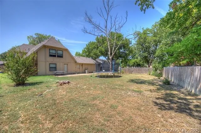 9031 E 67th Place Tulsa, OK 74133