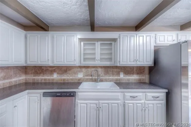 9031 E 67th Place Tulsa, OK 74133
