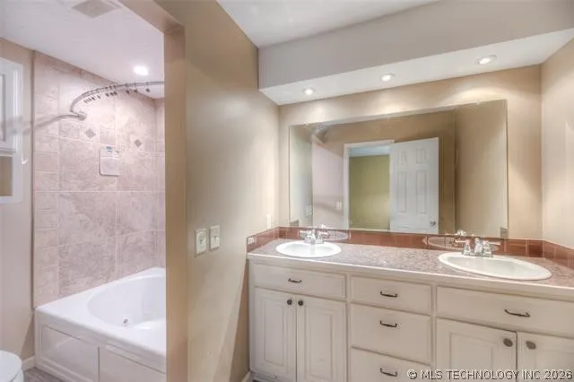9031 E 67th Place Tulsa, OK 74133