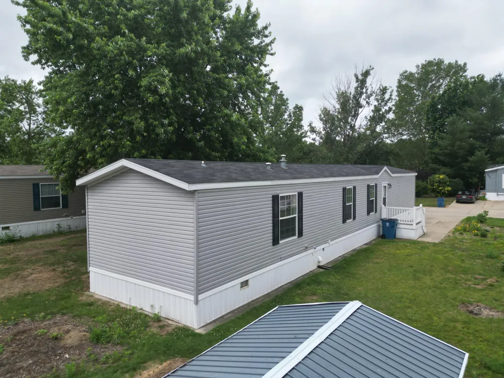 9020 4 Winds Lane W Olive Township, MI 49460