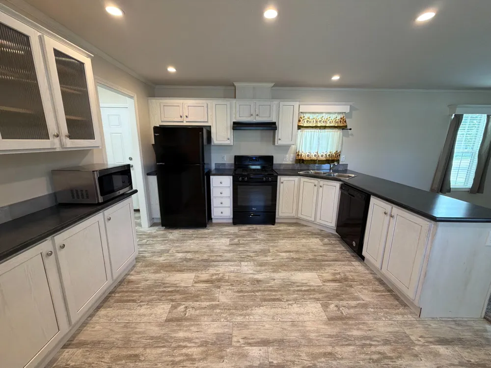 9020 4 Winds Lane W Olive Township, MI 49460
