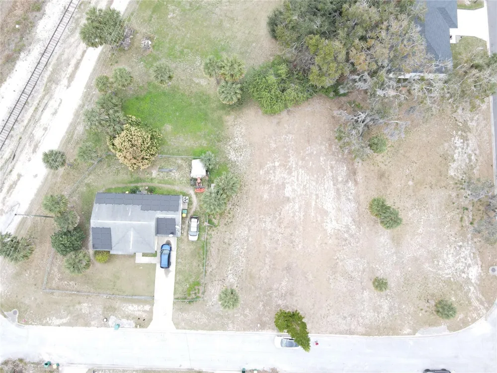 209 W BADGER AVENUE Eustis, FL 32726
