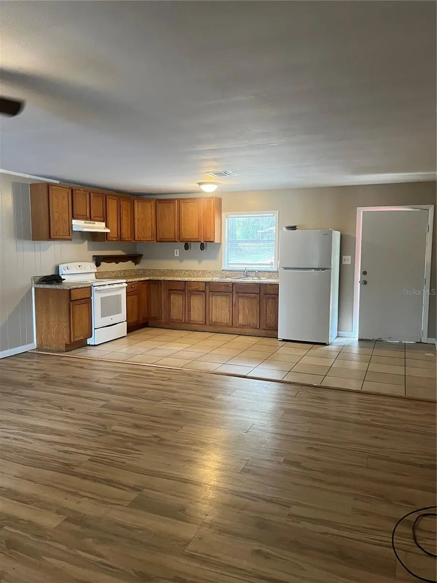2997 S GROVE STREET Eustis, FL 32726