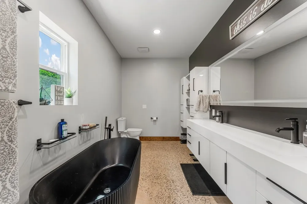 795 Hunter Road Cataula, GA 31804