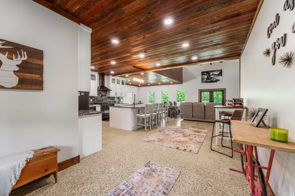 795 Hunter Road Cataula, GA 31804
