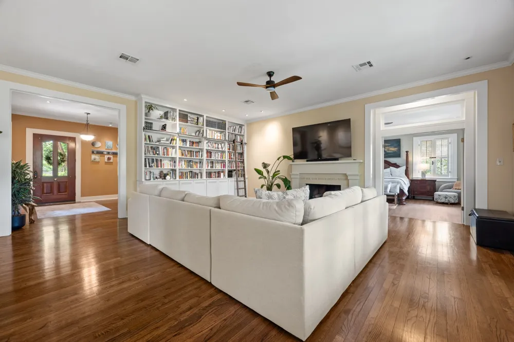 1201 Silver Hill Drive Austin, TX 78746