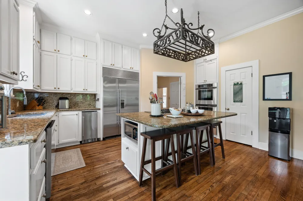 1201 Silver Hill Drive Austin, TX 78746