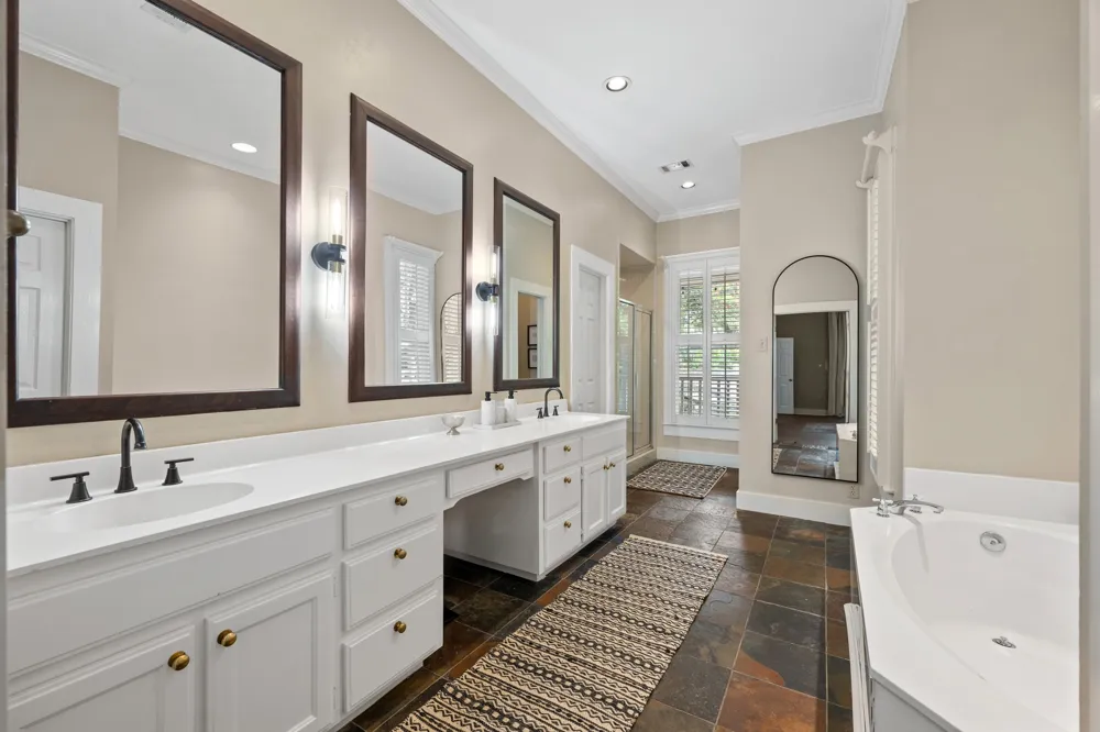 1201 Silver Hill Drive Austin, TX 78746