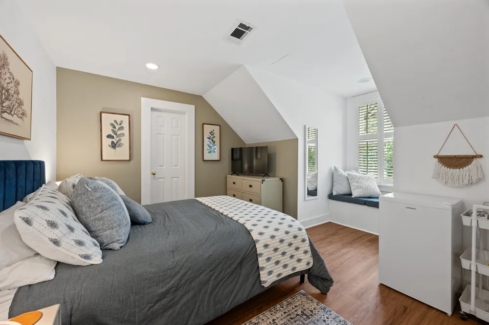 1201 Silver Hill Drive Austin, TX 78746