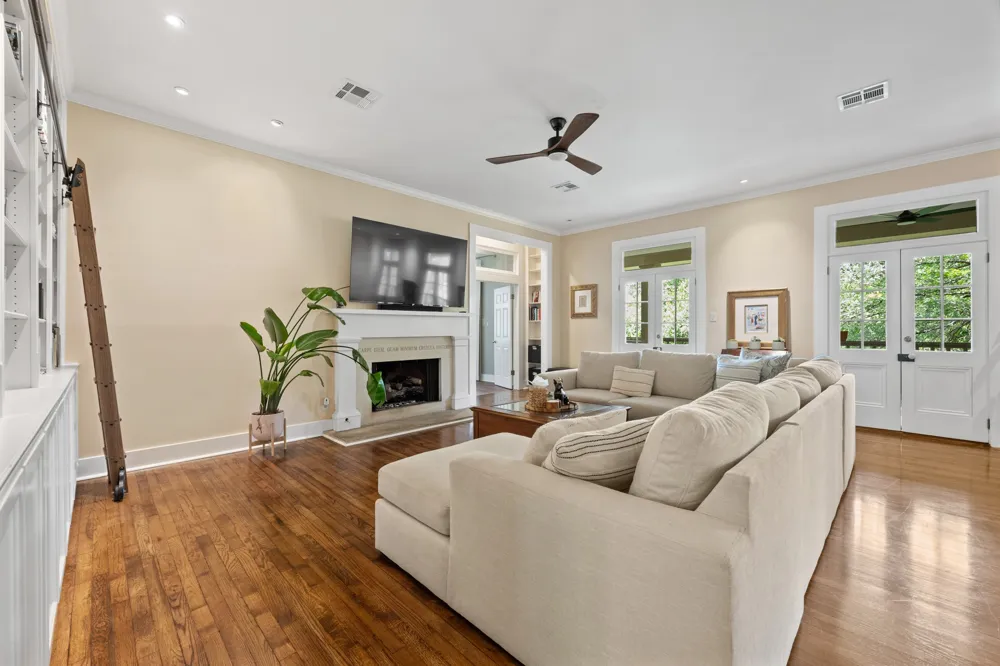 1201 Silver Hill Drive Austin, TX 78746