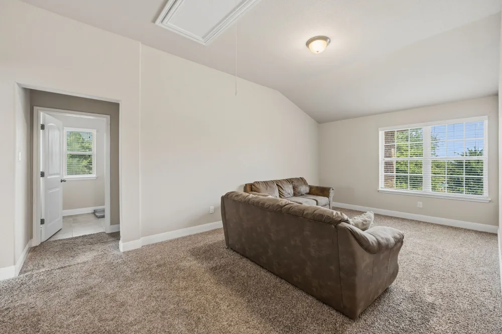 220 Golden Vista Street Cibolo, TX 78108