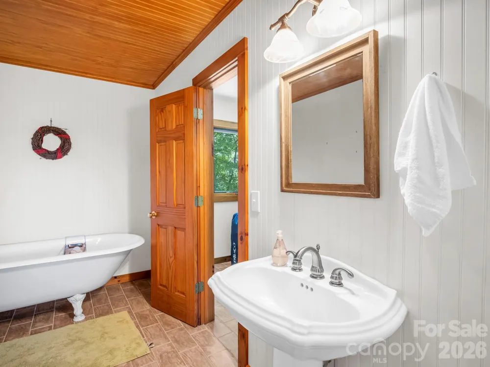 182 Antler Ridge Rosman, NC 28772