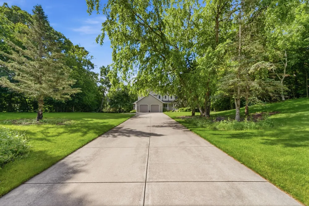 2320 40th Street Sartell, MN 56377