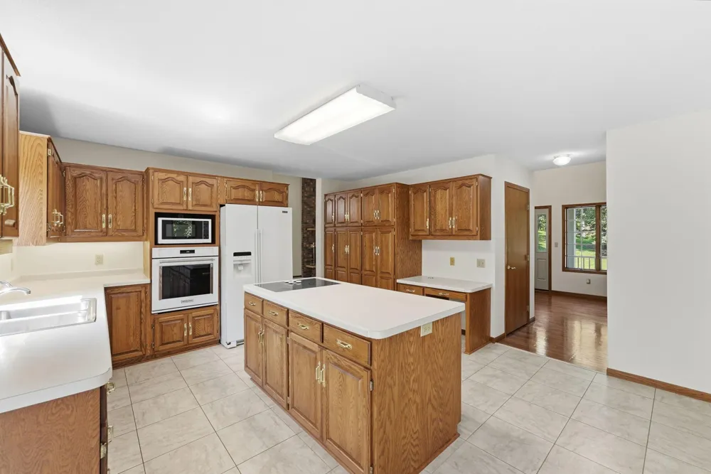 2320 40th Street Sartell, MN 56377