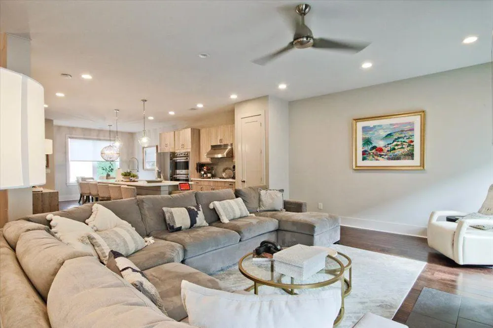 104 Canton Way Roswell, GA 30075