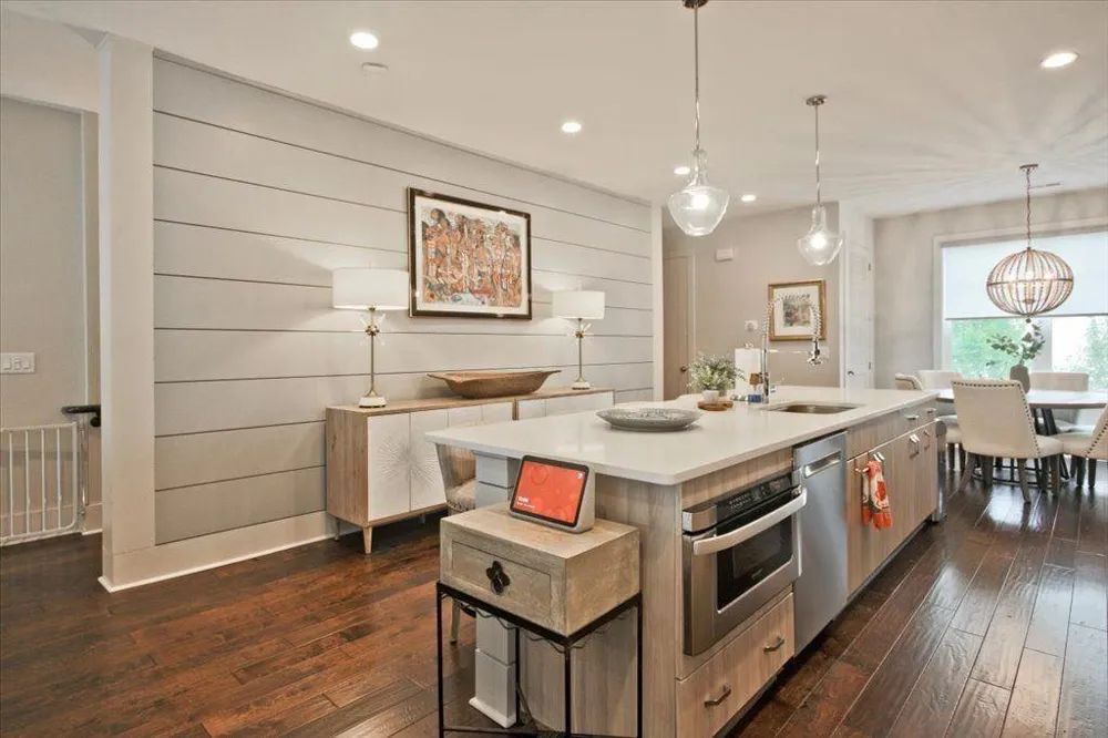 104 Canton Way Roswell, GA 30075