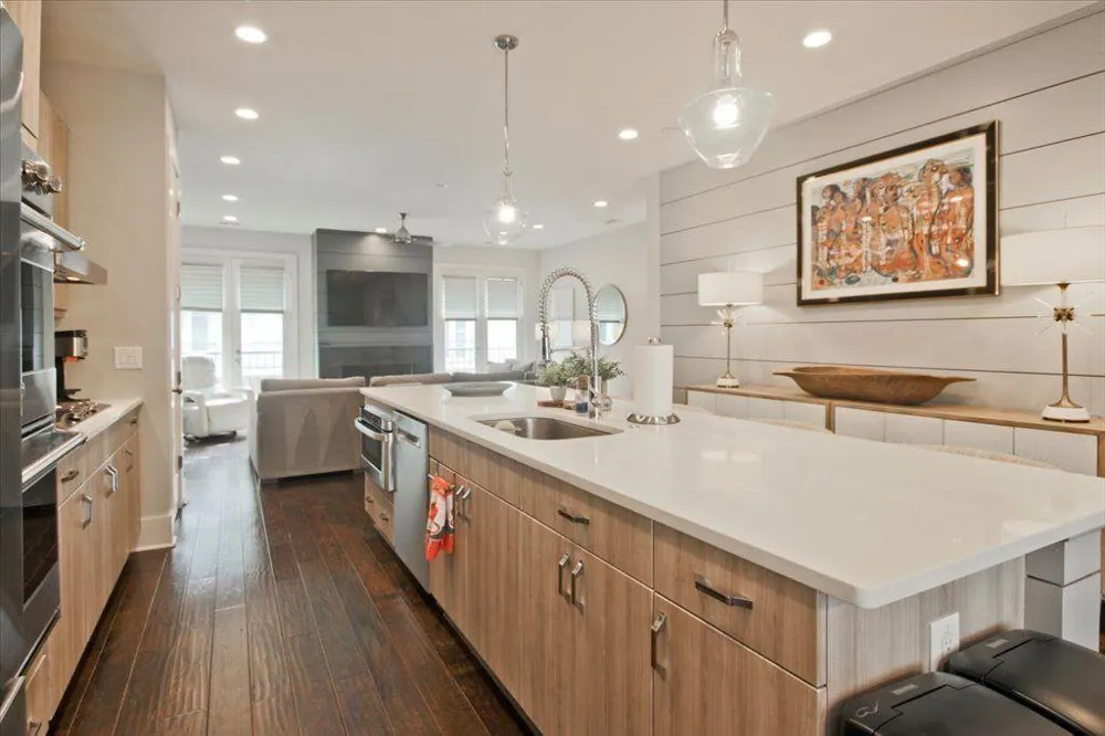 104 Canton Way Roswell, GA 30075