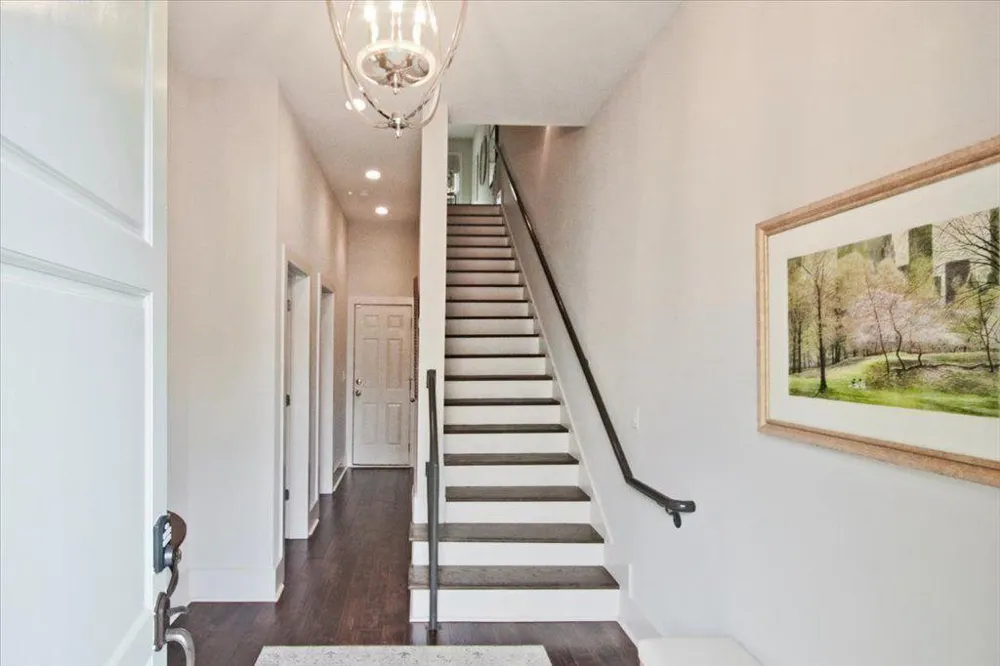 104 Canton Way Roswell, GA 30075