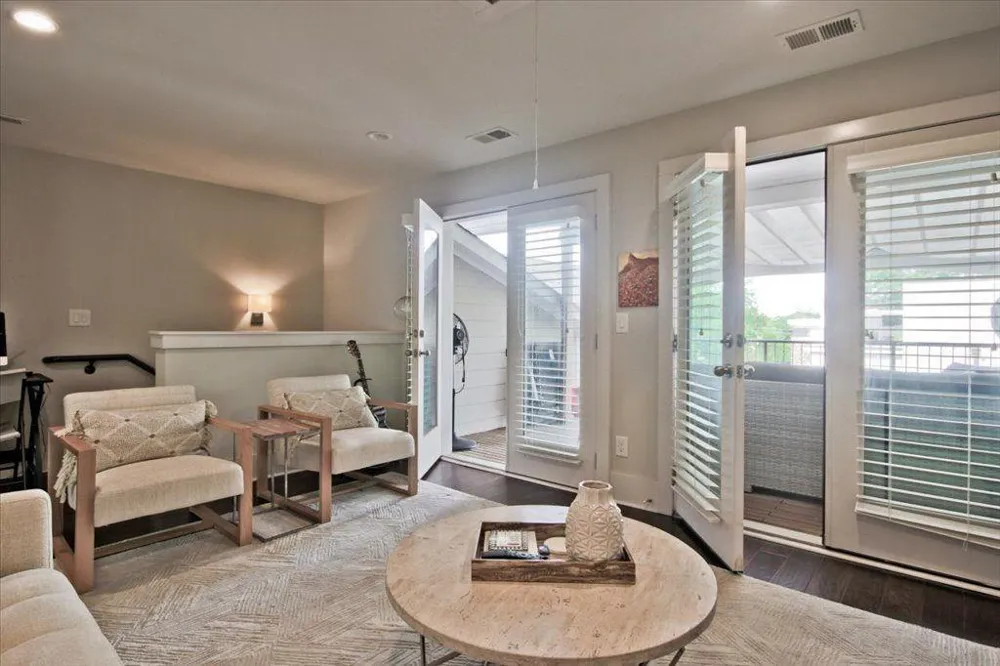 104 Canton Way Roswell, GA 30075