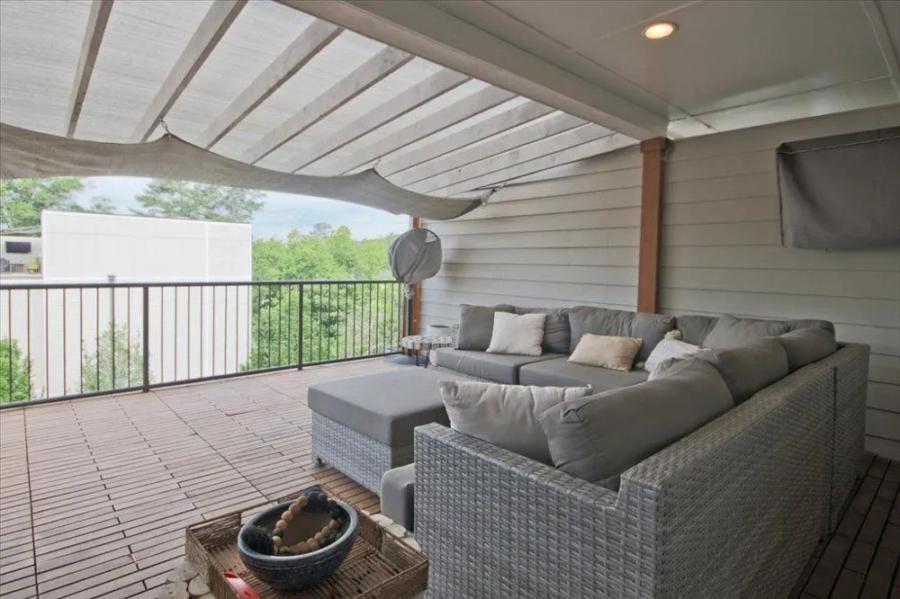104 Canton Way Roswell, GA 30075
