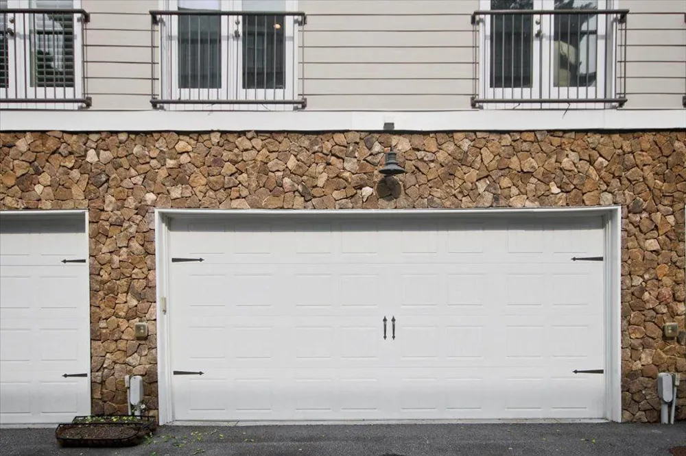104 Canton Way Roswell, GA 30075