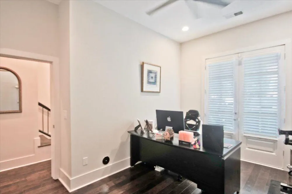 104 Canton Way Roswell, GA 30075