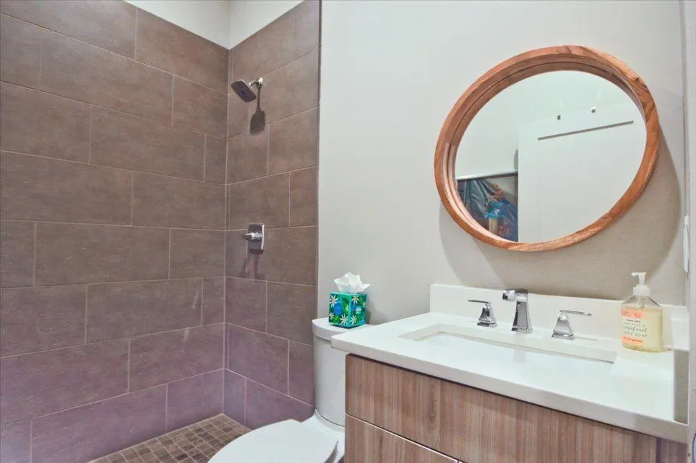 104 Canton Way Roswell, GA 30075