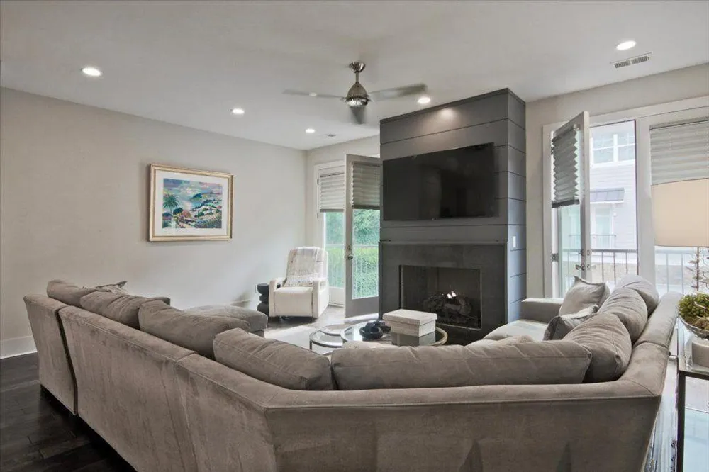 104 Canton Way Roswell, GA 30075