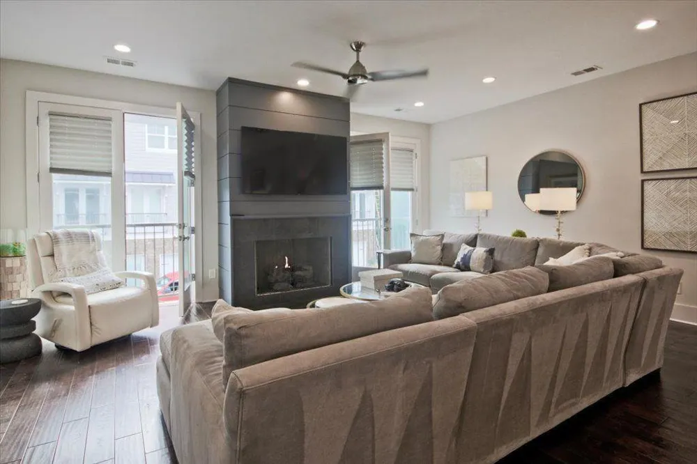 104 Canton Way Roswell, GA 30075