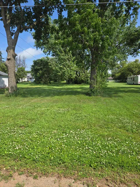 300 W 2nd Street