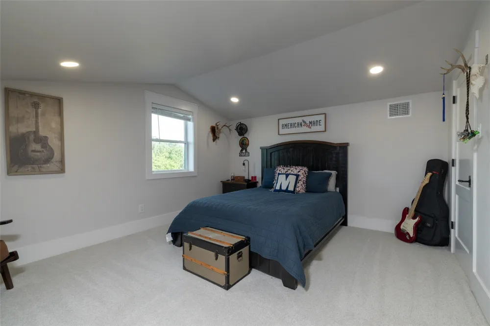 1100 County Road 1785 Sunset, TX 76270