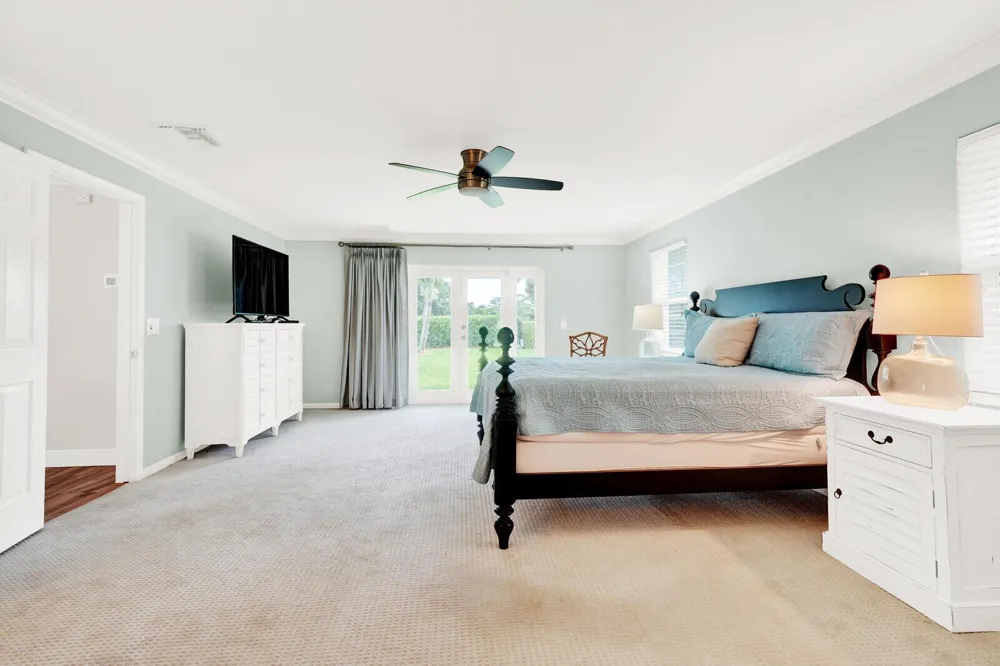 341 Glenbrook Drive Atlantis, FL 33462