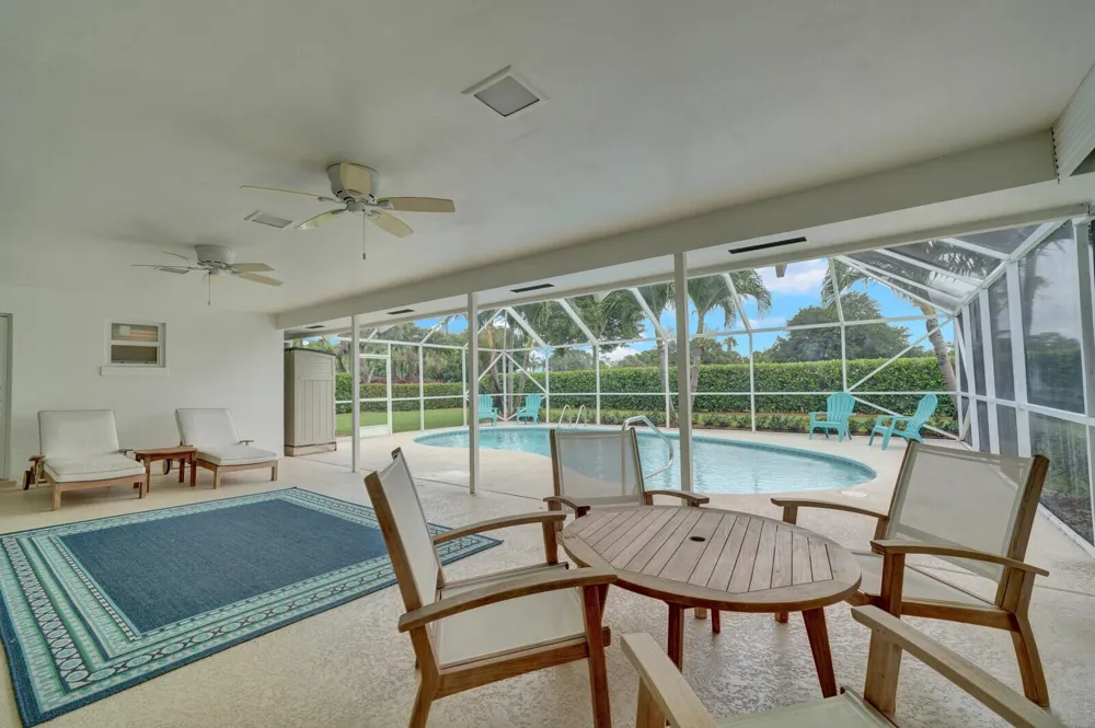 341 Glenbrook Drive Atlantis, FL 33462