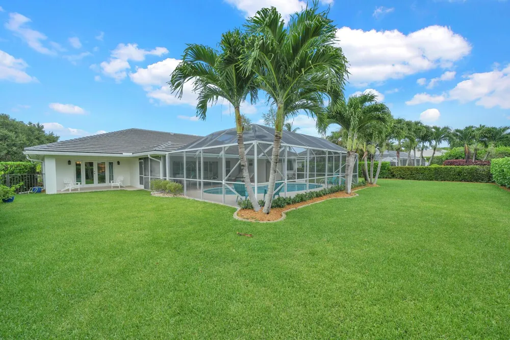 341 Glenbrook Drive Atlantis, FL 33462