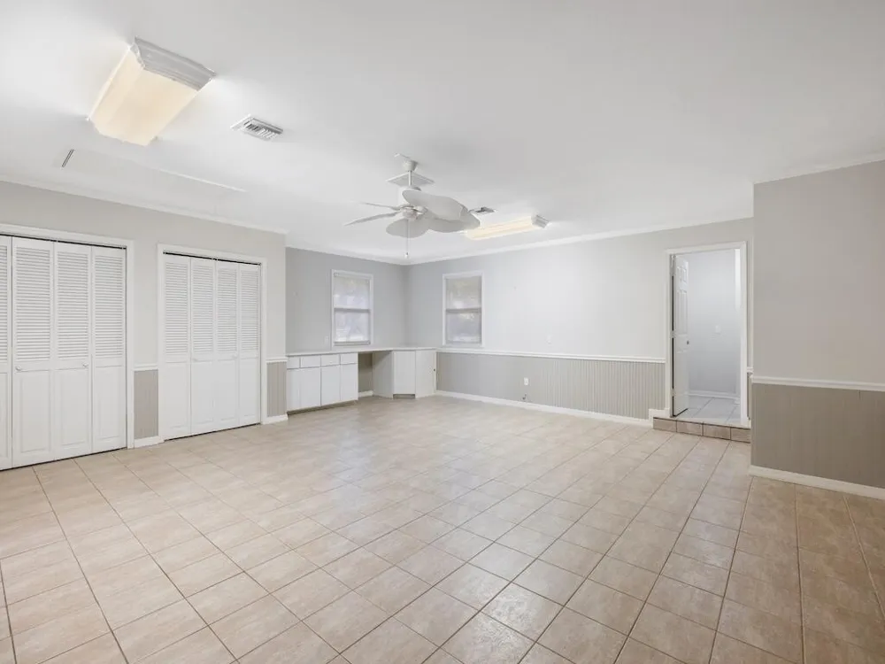 4790 16th Street Vero Beach, FL 32966