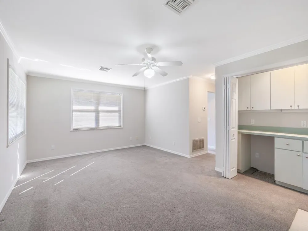 4790 16th Street Vero Beach, FL 32966