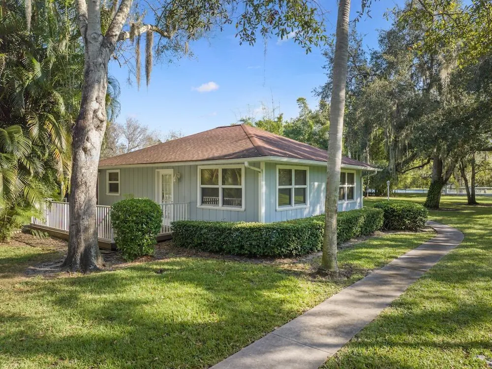 4790 16th Street Vero Beach, FL 32966