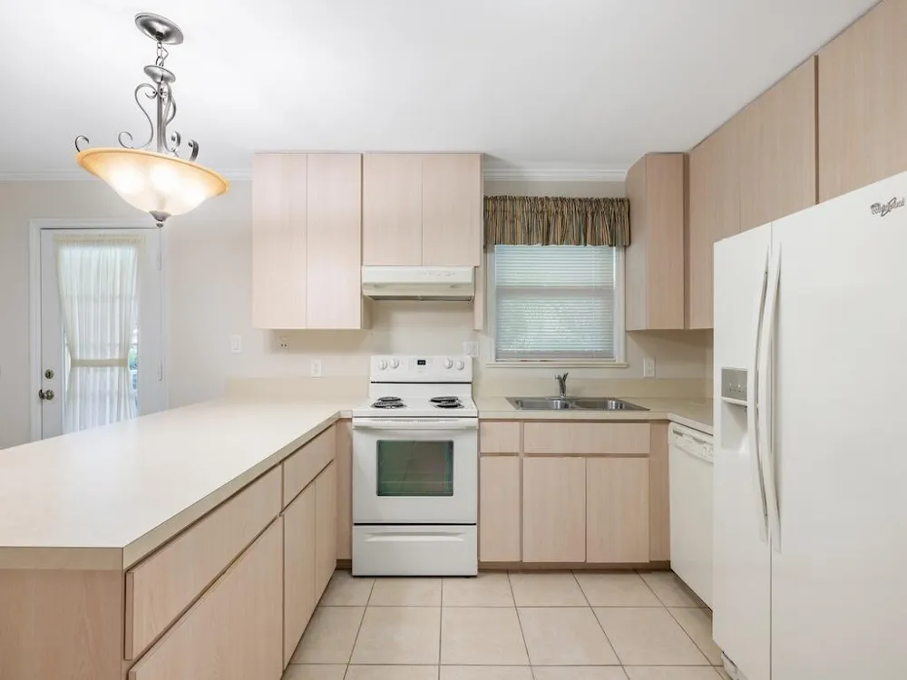 4790 16th Street Vero Beach, FL 32966