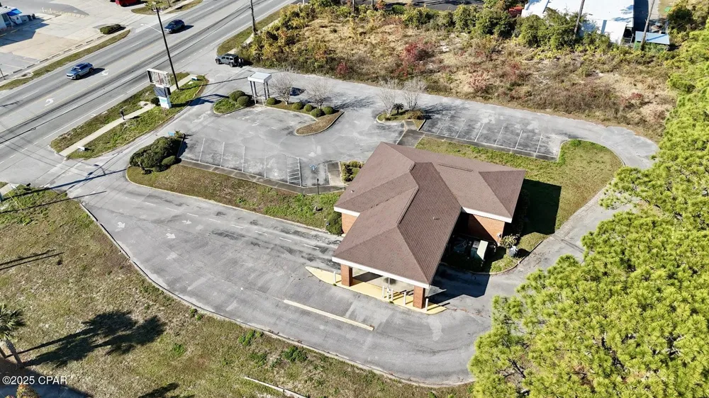 2209 Thomas Drive Panama City, FL 32408