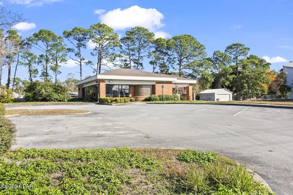 2209 Thomas Drive Panama City, FL 32408