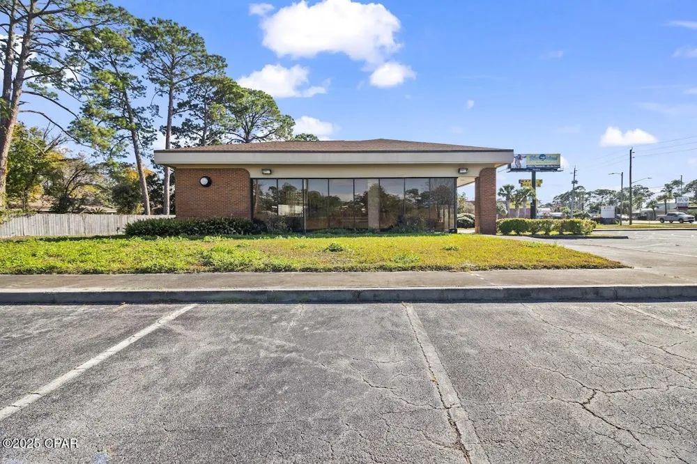 2209 Thomas Drive Panama City, FL 32408