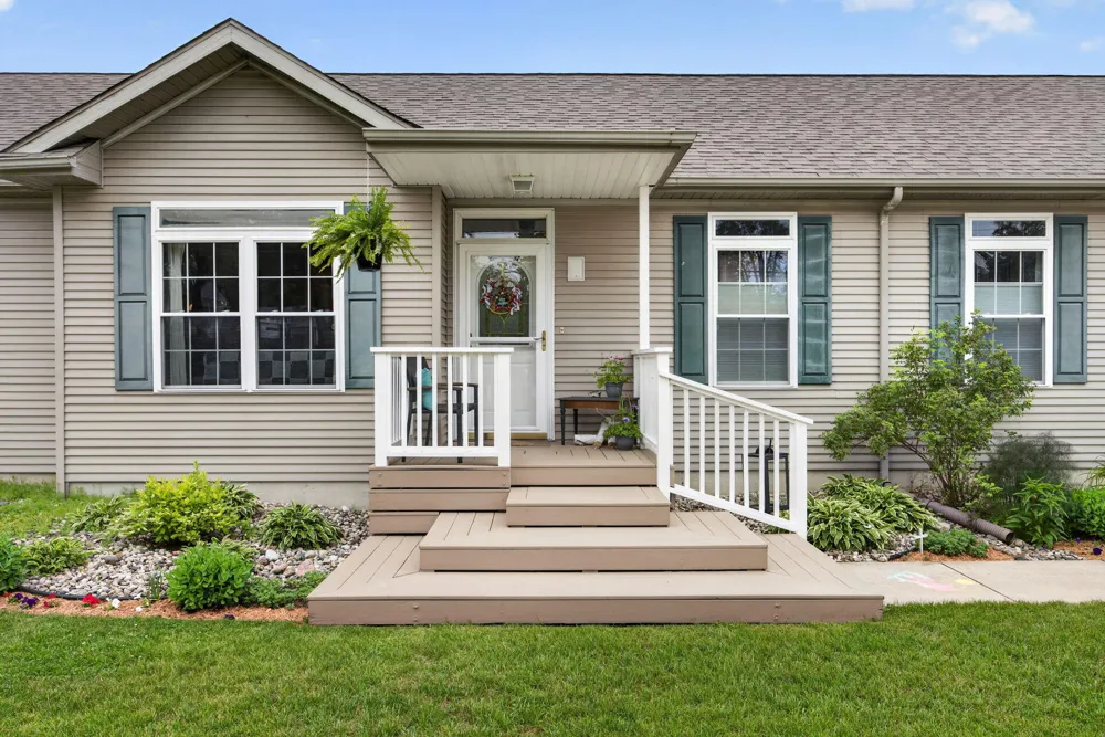 20777 Walnut Drive Richmond Township, MI 49677