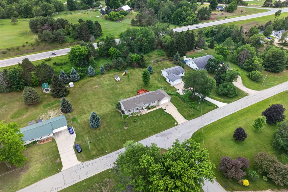 20777 Walnut Drive Richmond Township, MI 49677