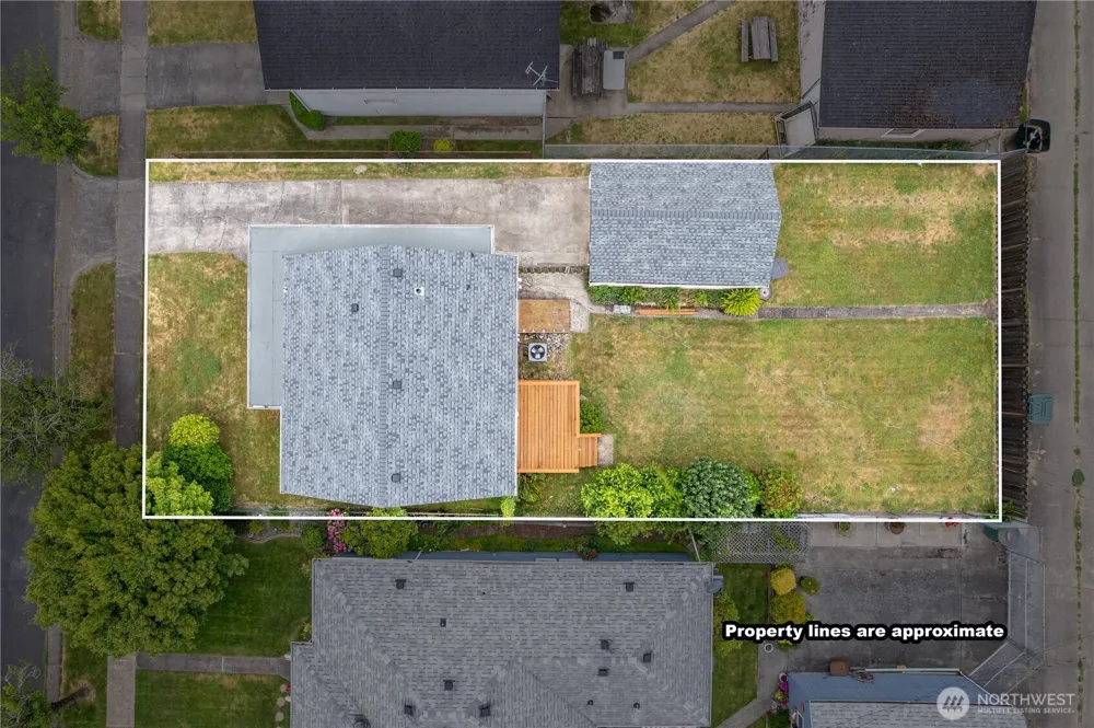 527 24th Avenue Longview, WA 98632