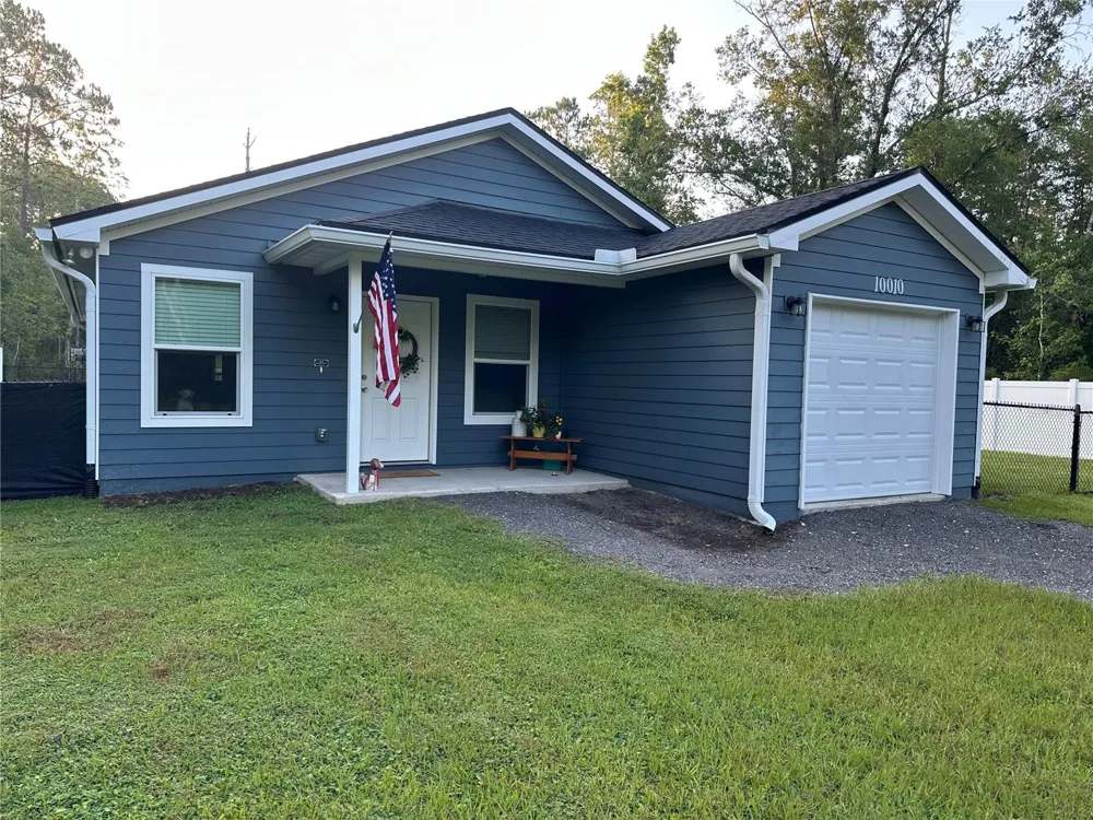10010 MCMAHON AVENUE Hastings, FL 32145